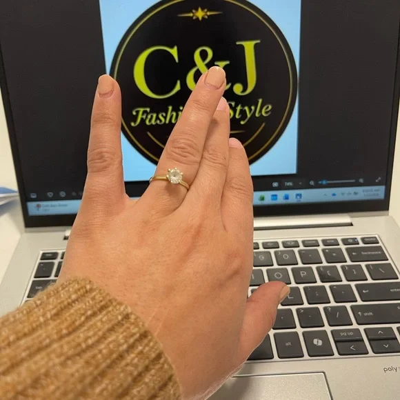 10K yellow gold ring, size 6 - Picture 2 of 7